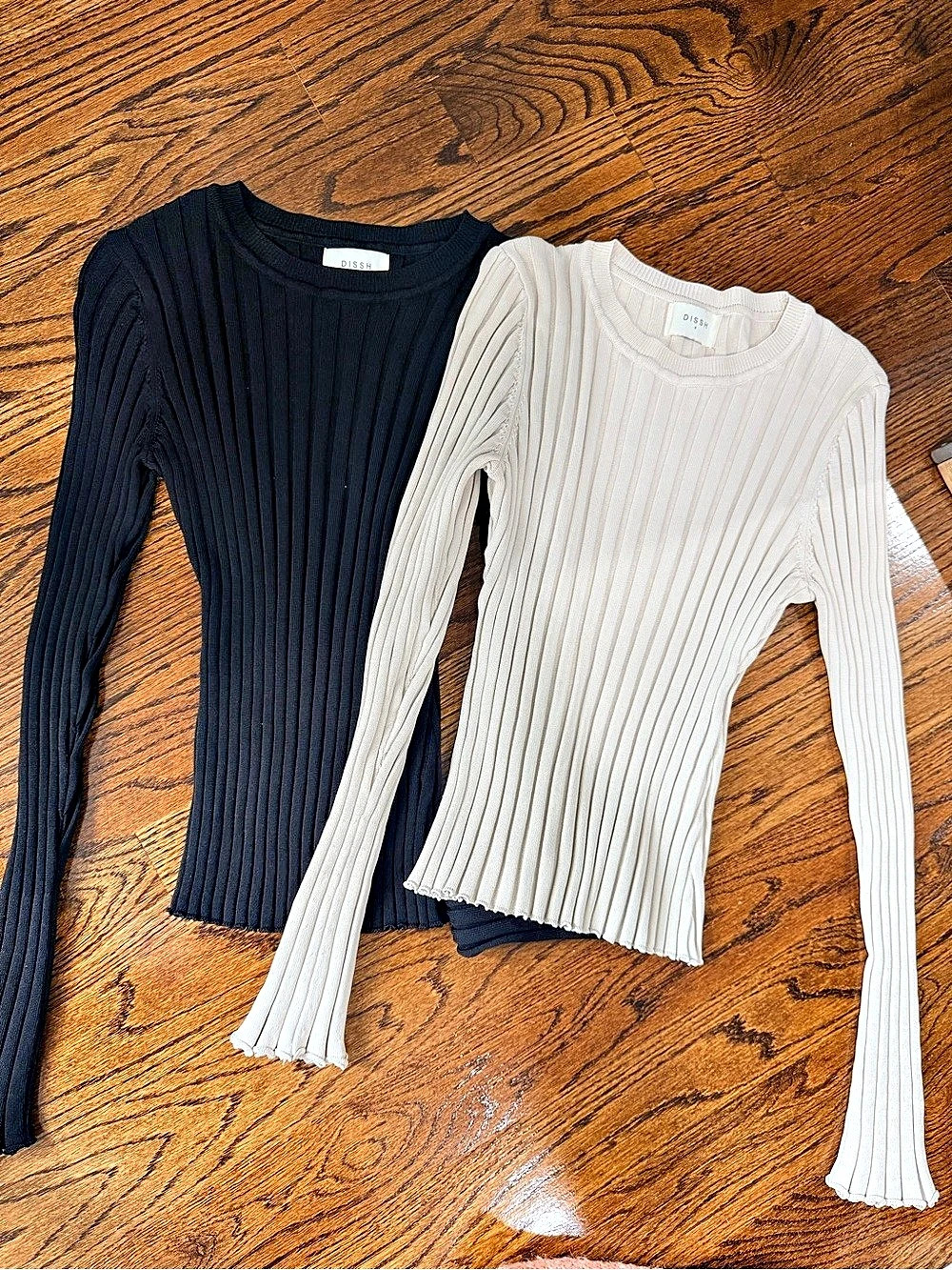 Dissh Ribbed Crew Neck Sweater Set in Black & Cream Size Small